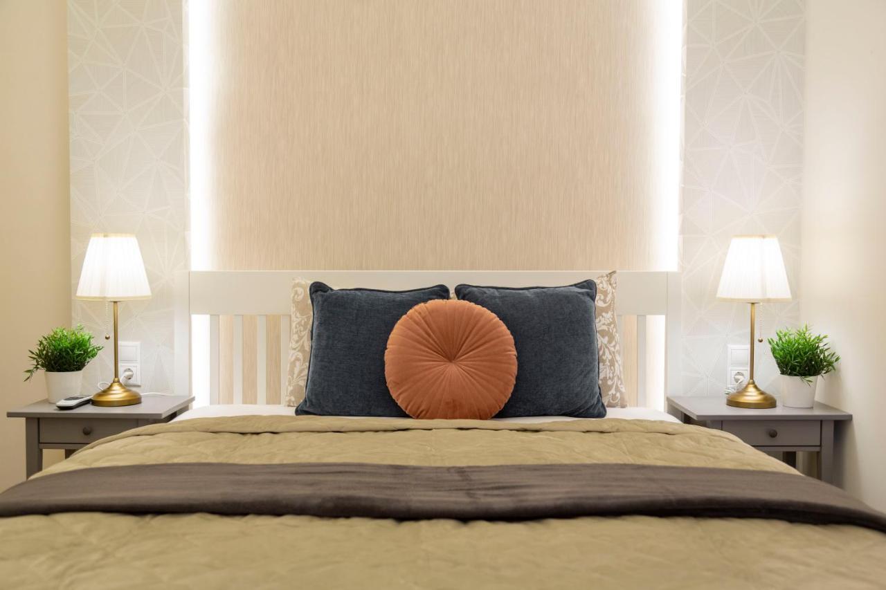 Luxurious Central Apartment In Liszt Ferenc Square Boedapest Buitenkant foto