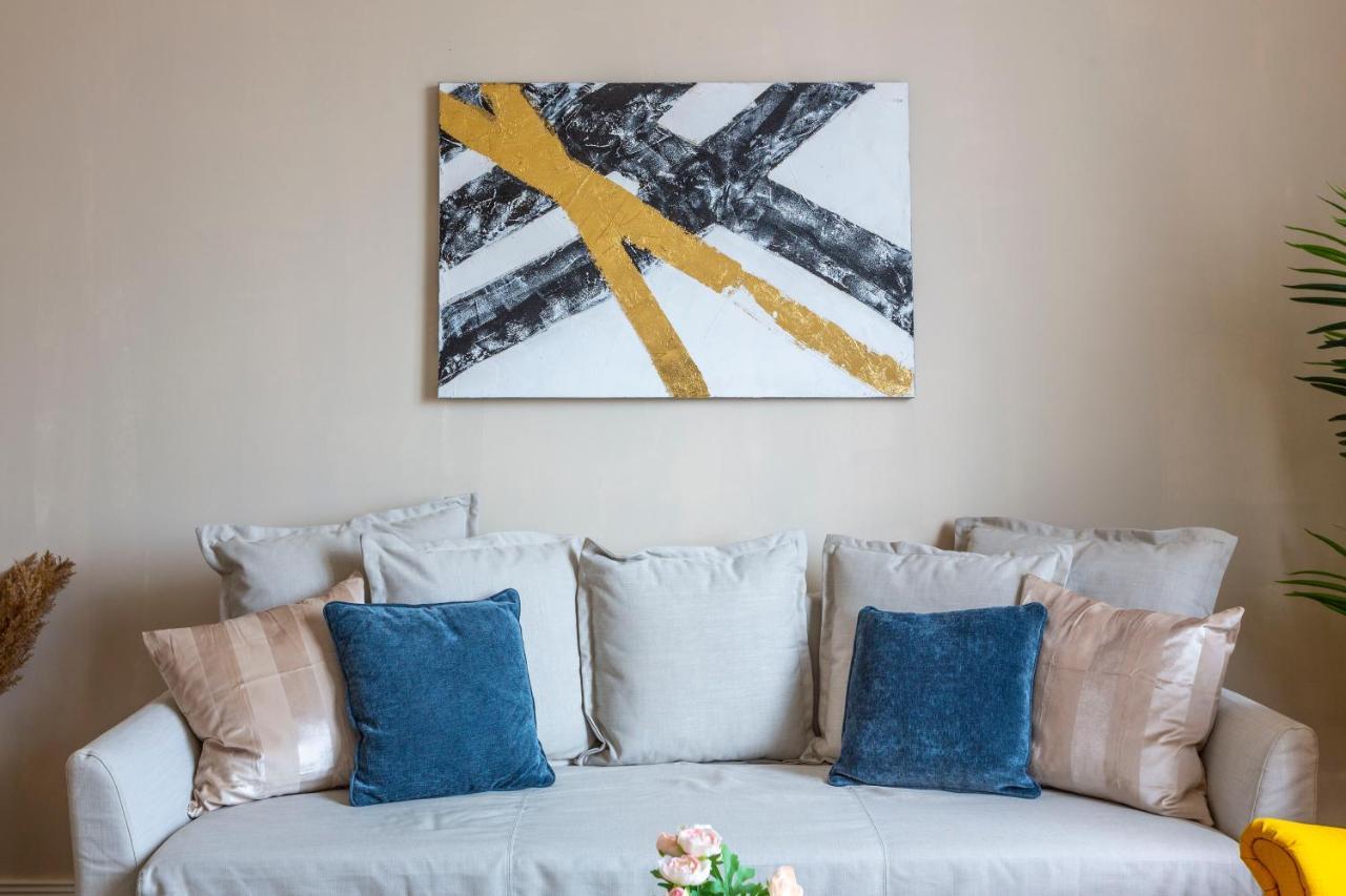 Luxurious Central Apartment In Liszt Ferenc Square Boedapest Buitenkant foto